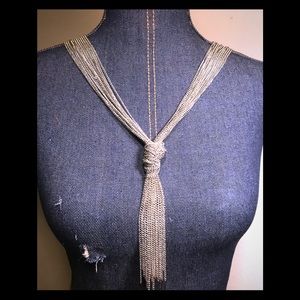 🔆 Fashionably beautiful accessory necklace